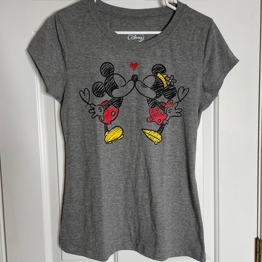 Disney Mickey and Minnie Kissing T Shirt